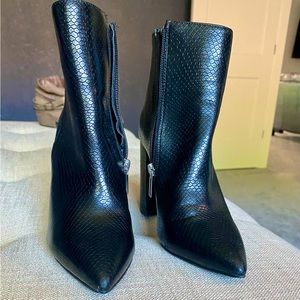 Just Fab black ankle boots